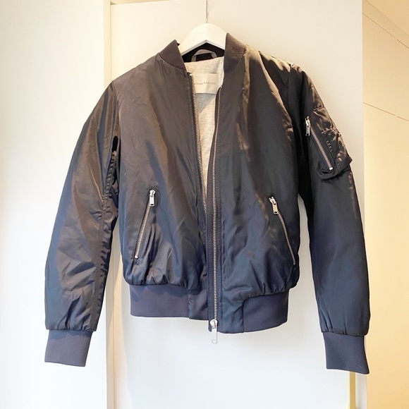𝅺aritzia Babaton Gillian Bomber - Picture 13 of 14